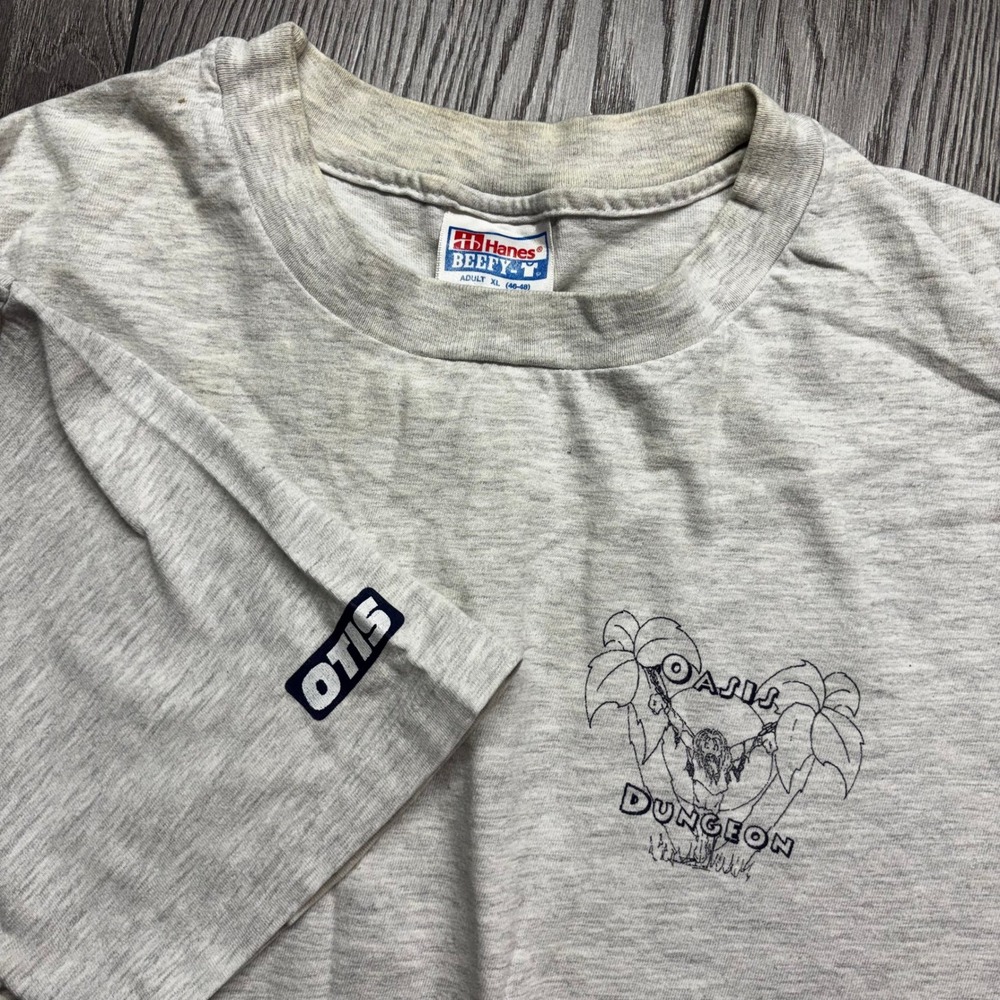 Vintage Oasis Dungeon XL Not Hung Out To Dry Graphic Tee Grey Hanes Beefy-T